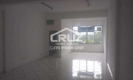 Sala comercial para alugar na Avenida Paulicéia, Laranjeiras, Caieiras