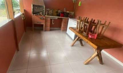 Casa Geminada para Aluguel em Vila Guilhermina Praia Grande-SP