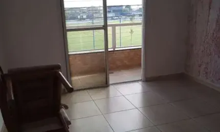 Casa sobreposta para venda em vila antártica praia grande-sp