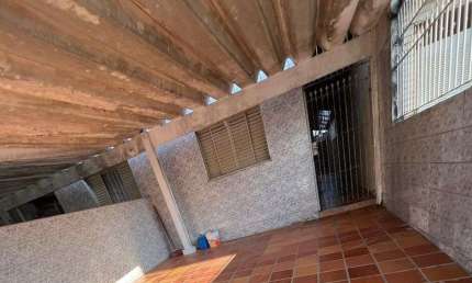 Casa Térrea para Aluguel em Vila Tupi Praia Grande-SP