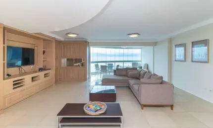 Apartamento com 3 quartos à venda na Avenida Atlântica, 3924, Centro, Balneário Camboriú
