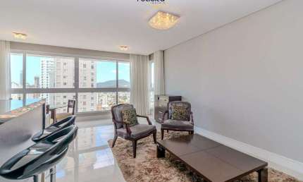Apartamento à venda no Biarritz em Balneário Camboriú.