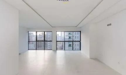 Apartamento a venda no Royal Tower em Balneário Camboriú