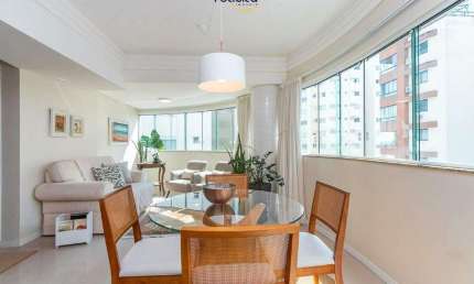 Apartamento à venda na 2ª Quadra de Balneário Camboriú com 3 suítes