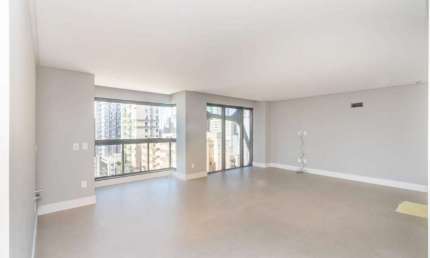 Apartamento 4 quartos à venda no Ed. Torre de Mallorca Balneário Camboriú