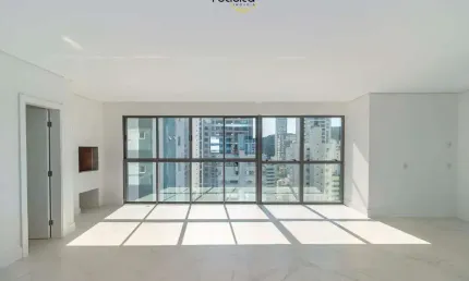 Apartamento à venda no Ed. Las Brisas Residencial em Balneário Camboriú