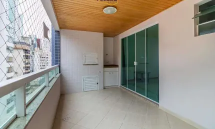 Apartamento à venda no Centro de Balneário Camboriú com 2 quartos