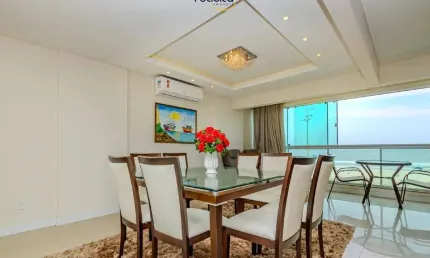 Apartamento Frente Mar à venda em Balneário Camboriú