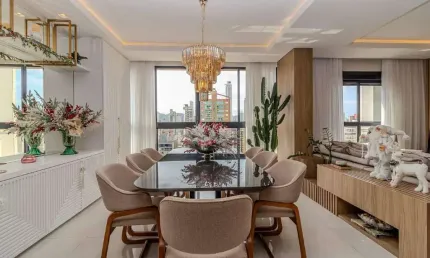 Apartamento mobiliado, com 03 suítes à venda em balneário camboriú.