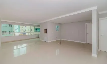 Apartamento à venda em balneário camboriú no lorena cristina