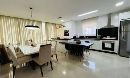 Apartamento à venda no Ed. Lumiere em Balneário Camboriú