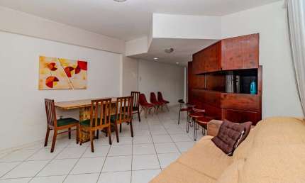 Apartamento à venda no Ed. Imperatriz em Balneário Camboriú