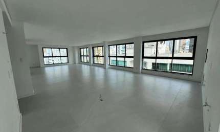 Cobertura com 4 quartos à venda na Rua 1141, 298, Centro, Balneário Camboriú