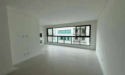 Apartamento com 3 quartos à venda na Rua 1141, 298, Centro, Balneário Camboriú