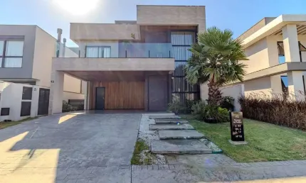 Casa em condomínio fechado com 4 quartos à venda na Rua Ivo José Rebello, 610, Santa Regina, Camboriú