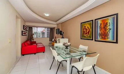 Apartamento à venda no Ed. Dom Gabriel em Balneário Camboriú