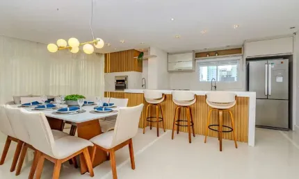 Apartamento à venda no Ed. Villa Di Mare em Balneário Camboriú