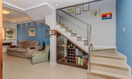 Casa com 3 quartos à venda na Rua Cecília Meireles, 70, Praia dos Amores, Balneário Camboriú