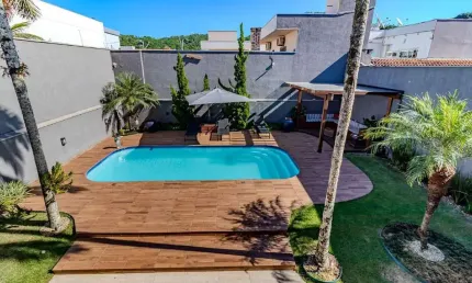 Casa com 4 quartos à venda na Rua Cecília Meireles, 67, Praia dos Amores, Balneário Camboriú
