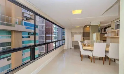 Apartamento próximo ao mar à venda no ed. san andreas em balneário camboriú