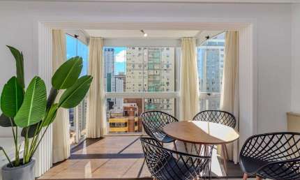 Apartamento com 3 quartos à venda na Avenida Atlântica, 2554, Centro, Balneário Camboriú