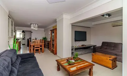 Apartamento frente mar à venda em Balneário Camboriú
