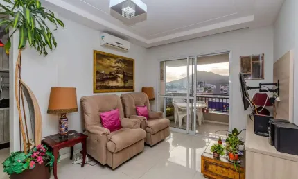 Apartamento à venda no centro de Balneário Camboriú