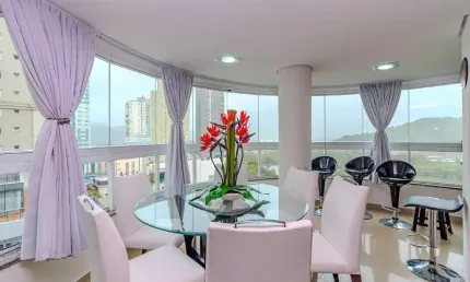 Apartamento com 3 quartos à venda na Rua 3950, 80, Centro, Balneário Camboriú