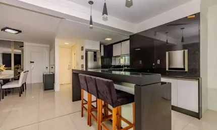 Apartamento próximo ao mar à venda em Balneário Camboriú