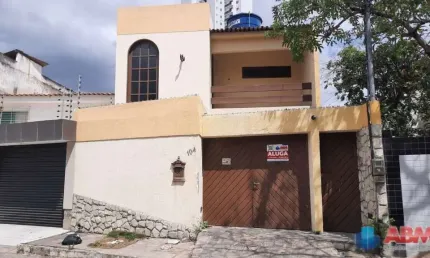 Casa Residencial com 3 quartos  à venda, 142.40 m2 por R$590000.00  - Universitario - Caruaru/PE