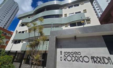 Apartamento com 3 quartos  para alugar, 94.00 m2 por R$1700.00  - Mauricio De Nassau - Caruaru/PE
