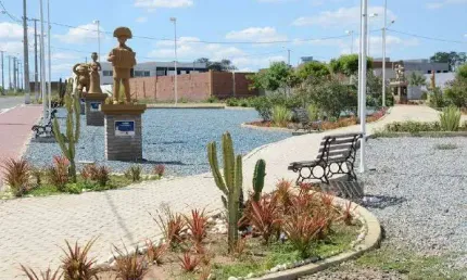Terreno à venda, 140.00 m2 por R$50000.00  - Alto Do Moura - Caruaru/PE