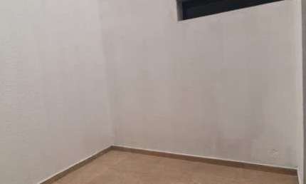 Apartamento com 4 quartos  para alugar, 0.00 m2 por R$2100.00  - Universitario - Caruaru/PE