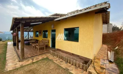 Vendo chácara em itatiaiuçu de 1000m² com 03 quartos e piscina excelente localização.