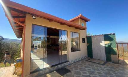 Vendo sítio em Itatiaiuçu de 3500m² com 03 quartos e piscina excelente localização.