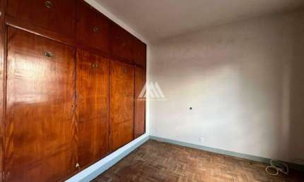 Vendo apartamento em Itaúna em excelente localização no centro!