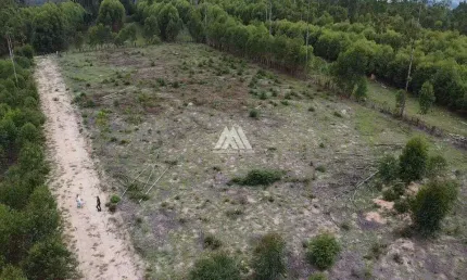 Vendo chácara em itatiaiuçu de 1000m² excelente localização.