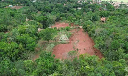 Vendo chácara em itatiaiuçu de 3.200m² excelente localização.