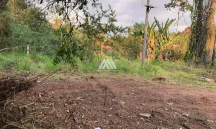 Vendo chácara em itatiaiuçu de 1000m² excelente localização.