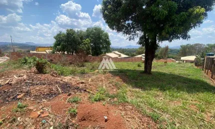 Vendo chácara em itatiaiuçu de 1000m² excelente localização.