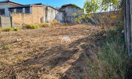 Terreno à venda no Parque Jardim Santanense, Itaúna 