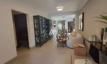 Casa com 4 quartos à venda no Centro, Itaúna 