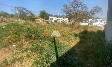Terreno à venda no Conjunto Habitacional Jadir Marinho, Itaúna 