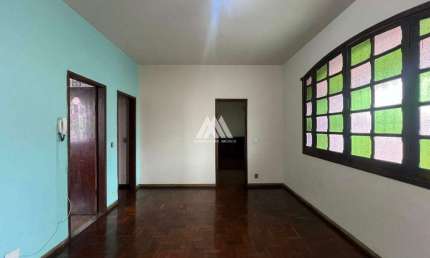 Casa com 2 quartos à venda no Centro, Itaúna 