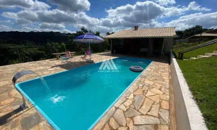 Vendo chácara em itatiaiuçu de 1000m² com excelente localização.