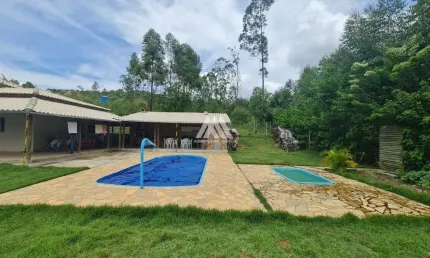 Vendo chácara em pedras de 2 hectares com área gourmet!