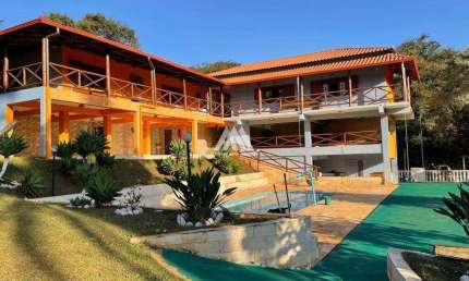 Vendo chácara em Itatiaiuçu de 8.800m² com 03 quartos e piscina excelente localização