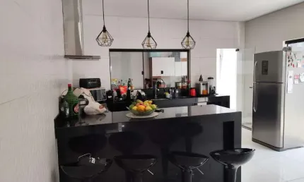 Casa com 03 quartos, possui habite-se á venda em igarapé-mg!