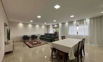 Casa á venda em lote de 360m² com loja em igarapé-mg!