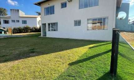 Casa de condomínio com 03 quartos sendo 01 suíte, terreno 1000m² em Igarapé MG!